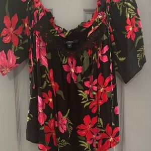 GUESS Black Floral Peasant Top with Red & Pink Blooms